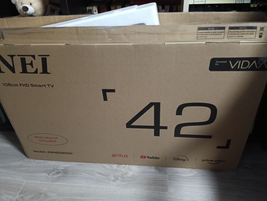 Tv nei smart 42" inch 106 cm nou