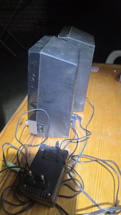 Компьютерные колонки Genius SP-700, 16 Вт
