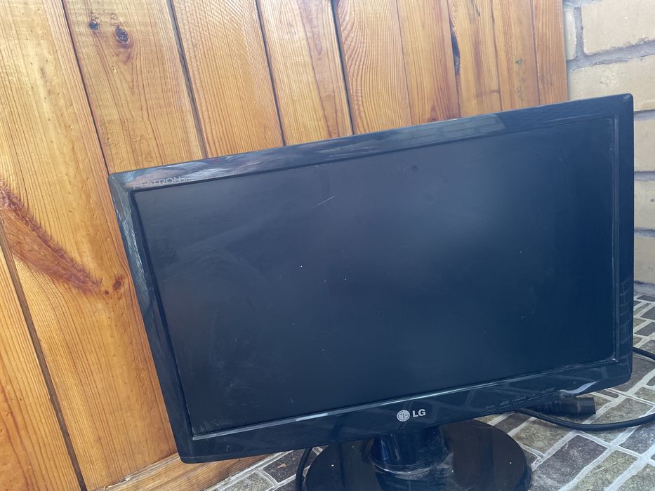 Монитор Процессор блок компьютера ups