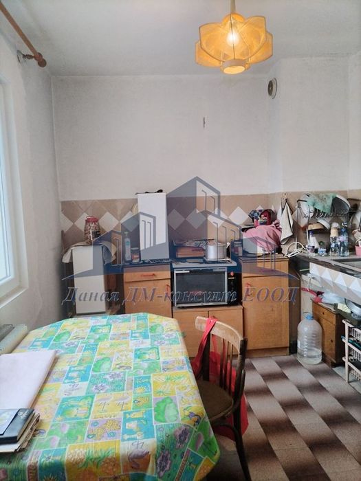 Продава се Двустаен апартамент в Шумен, Център - 62 кв.м за 1695 €/кв.м - Снимка #6