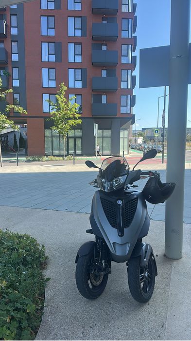 Piaggio Mp3 300 Yourban se conduce cu cat B