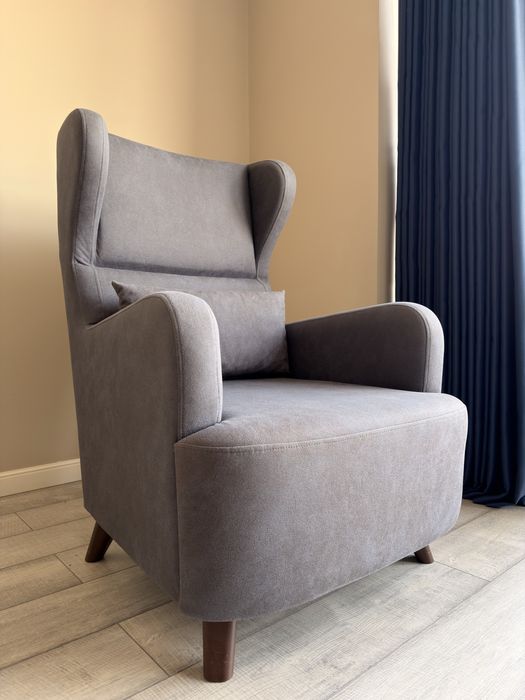 Продам 2 кресла синего цвета