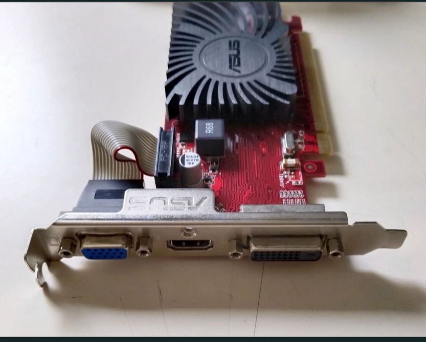 Pc fujitsu esprimo c7010