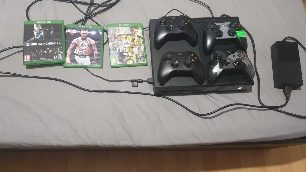 Xbox One 1TB Impecabil