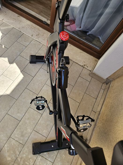 Bicicleta spinning TECHFIT® SBK1500N PRO MAX