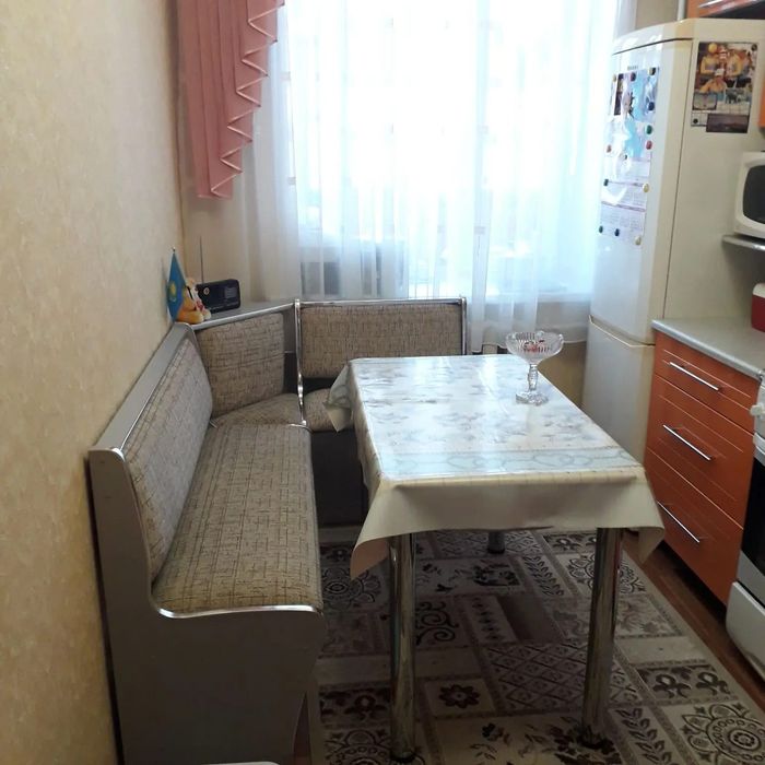 Продам квартиру 3 комнатную