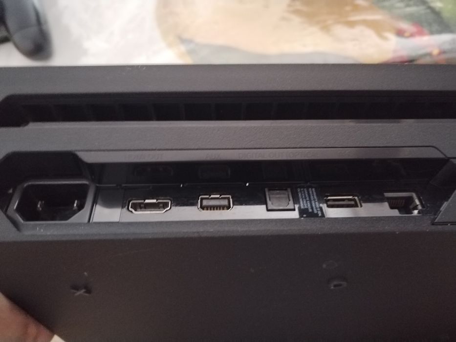 Play station 4 pro
