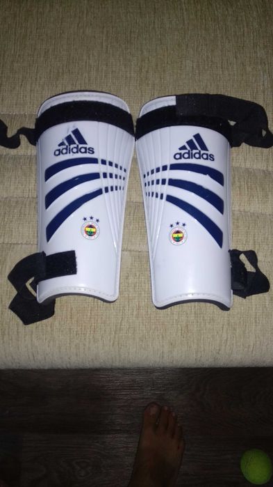 Футболни кори Adidas