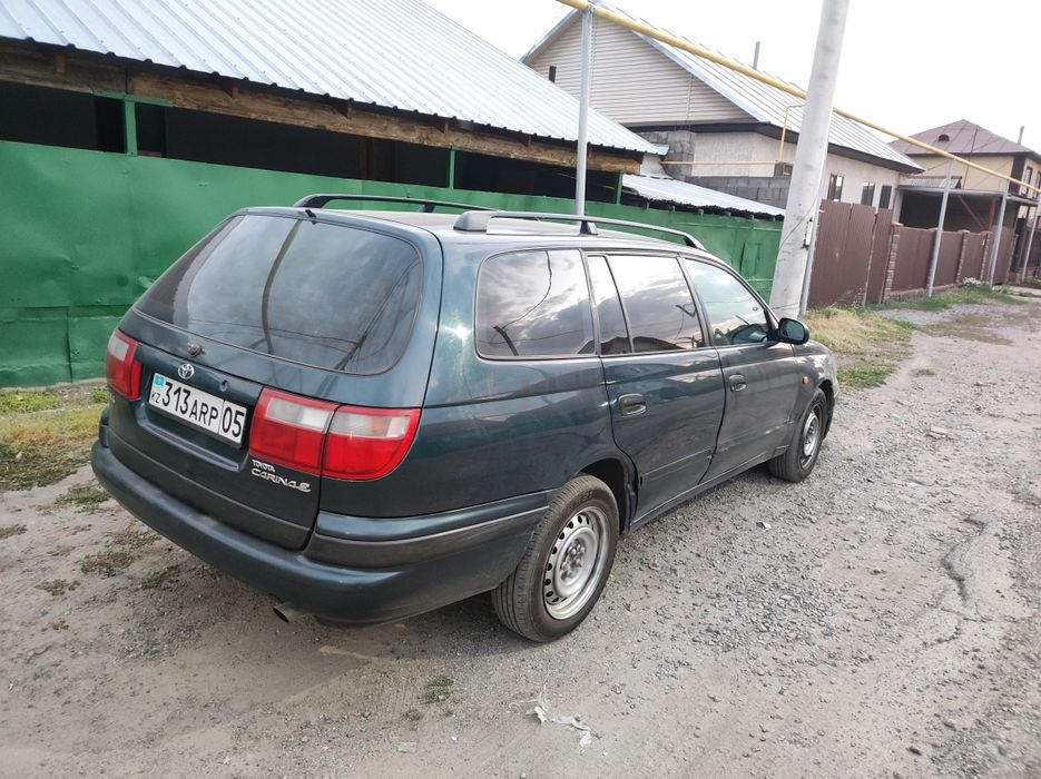 Продам Тойота Карина Е