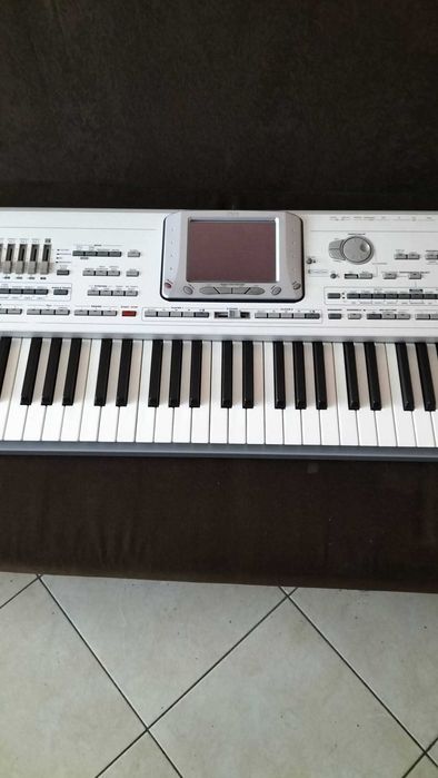 KORG PRO X2 750£
