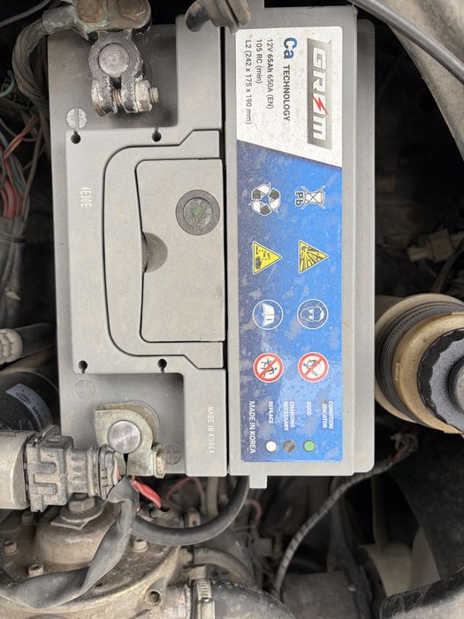 Акумулатор  65 Ah