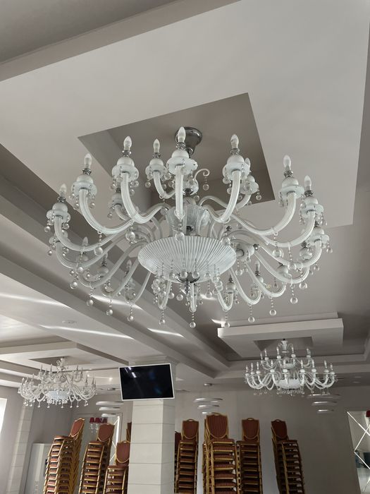 Люстры для зала 6шт