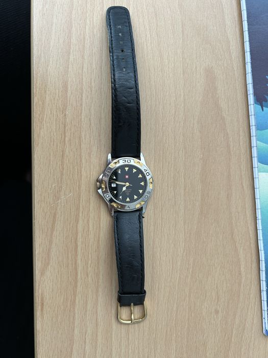 swiss military швейцарски винтидж часовник