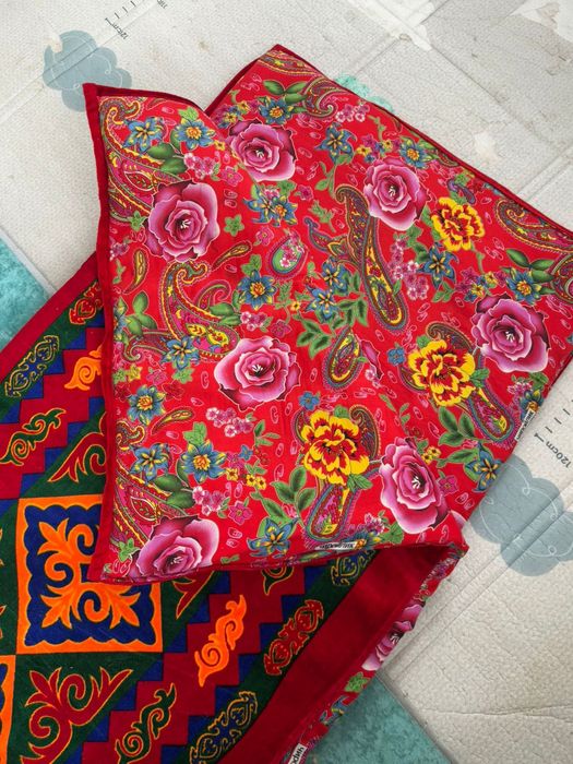 Ұлттық оюлы кілем жолақ 2000 тг