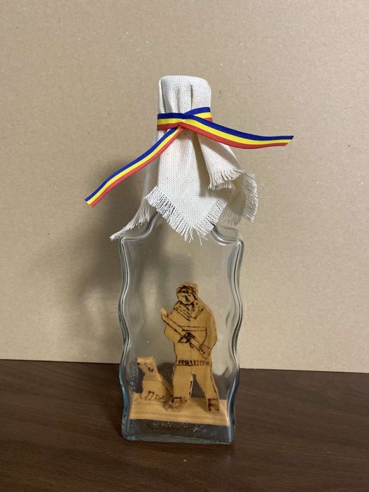 Sticle ornamentale țuică/pălincă