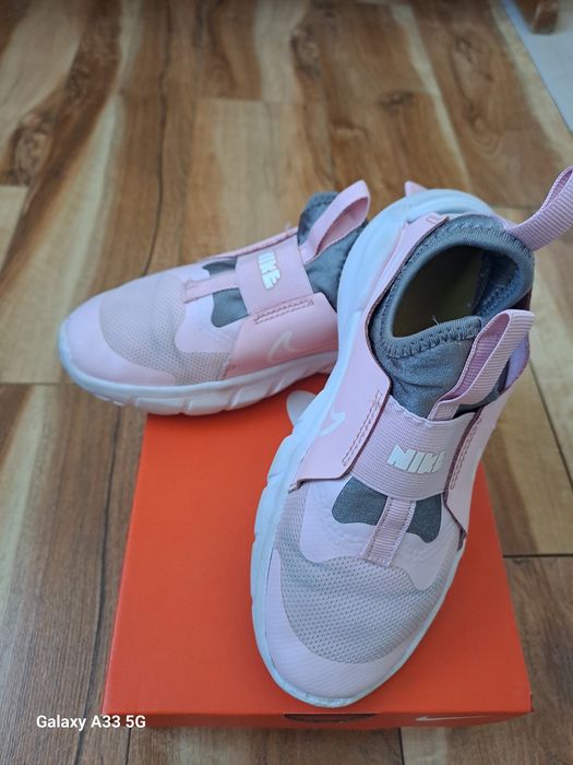 Детски маратонки NIKE