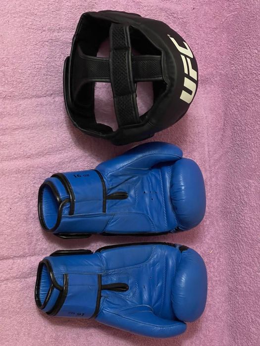 Продаю Боксерские Перчатки  для Тренировок