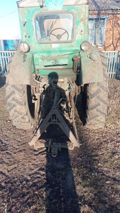 Продам трактор и прицеп