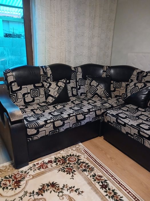 Vând colțar extensibil folosit