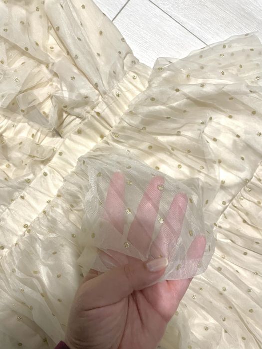 Rochie decolteu V tulle TGH