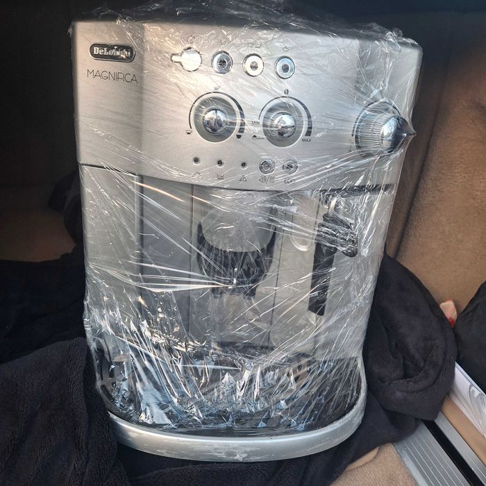 Кафемашини DeLonghi Magnifica