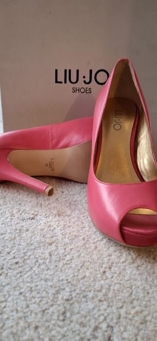Елегантни дамски обувки LiuJo