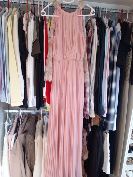 Vand rochie de seara