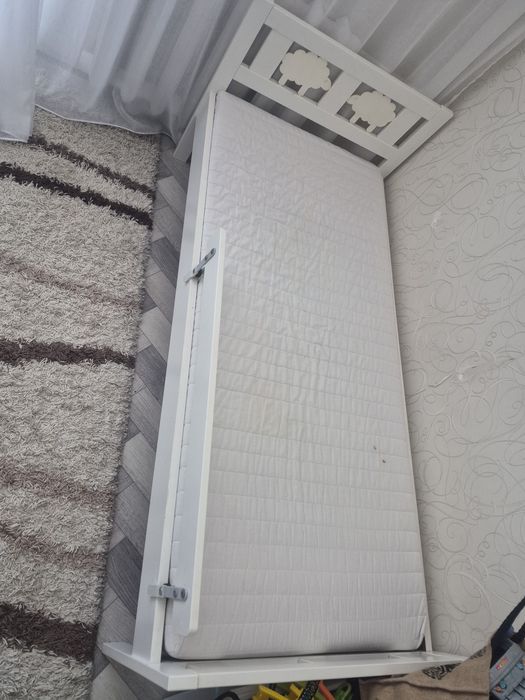 Срочно продам кровать