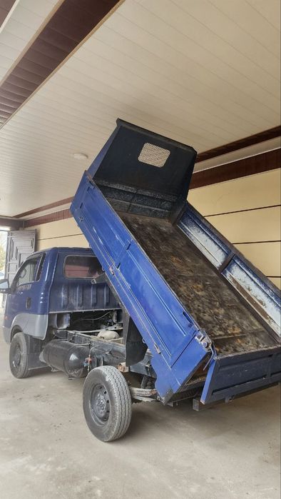 Kia. Samosval mashina sotiladi. Dakument hamma  yogʻi joyida.