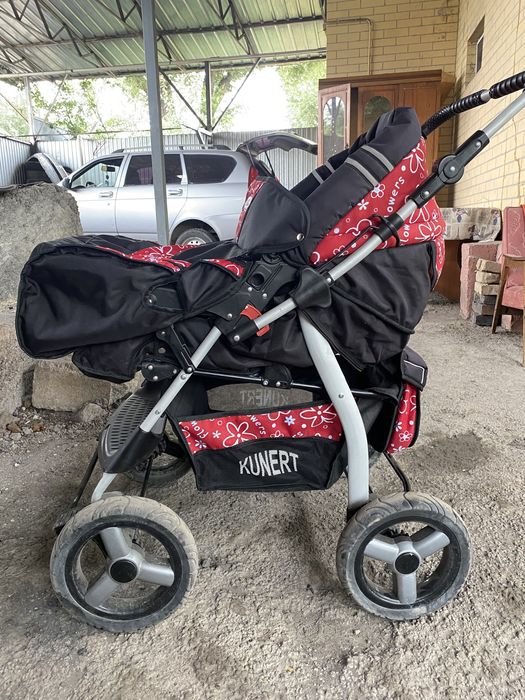 Продам детскую коляску