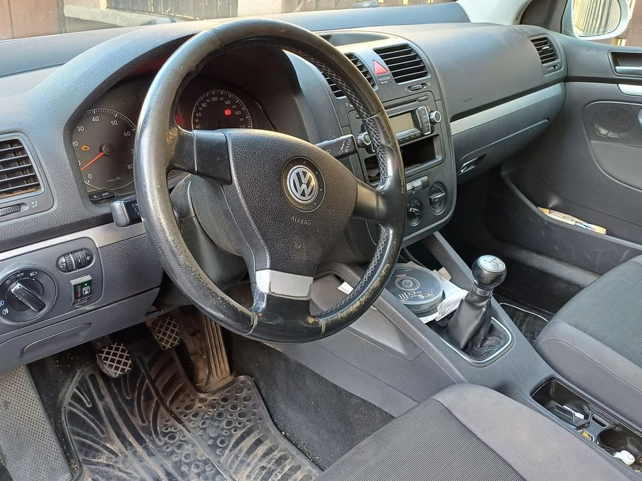 Фолксваген Голф 5