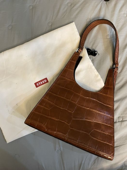 Продам сумку Staud на плечо