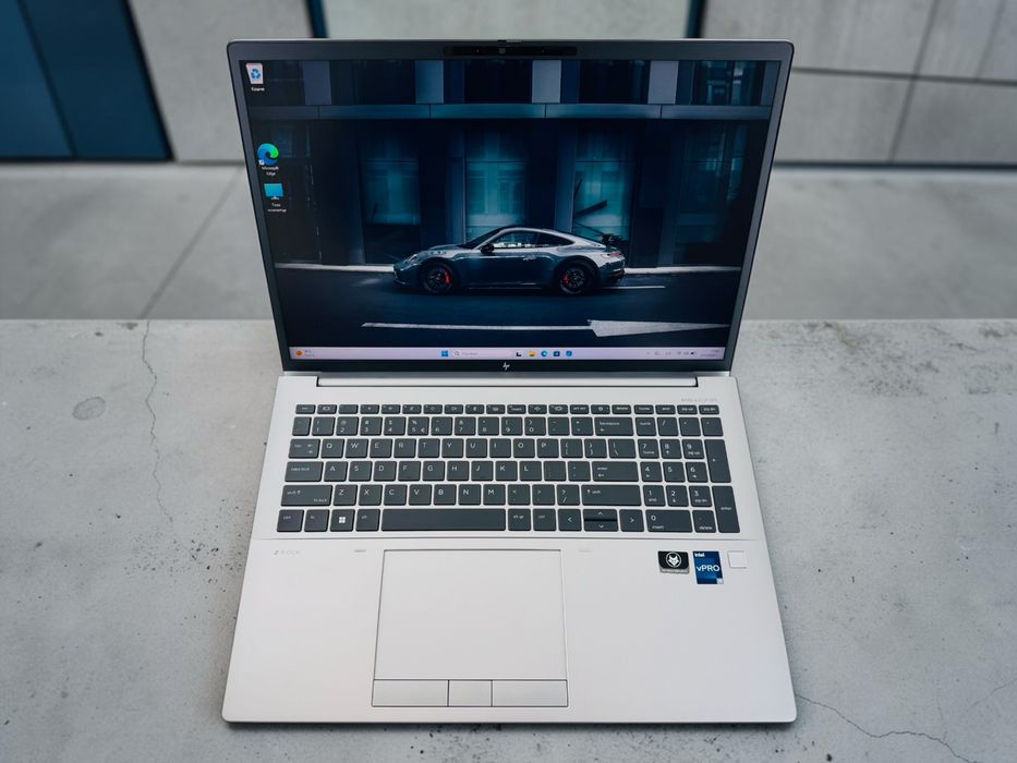 HP Zbook Fury 16" G9 4k+ 120Hz i9-12950HX 64RAM 1TBSSD RTX A5500 16GB Перфектен! Гаранция!
