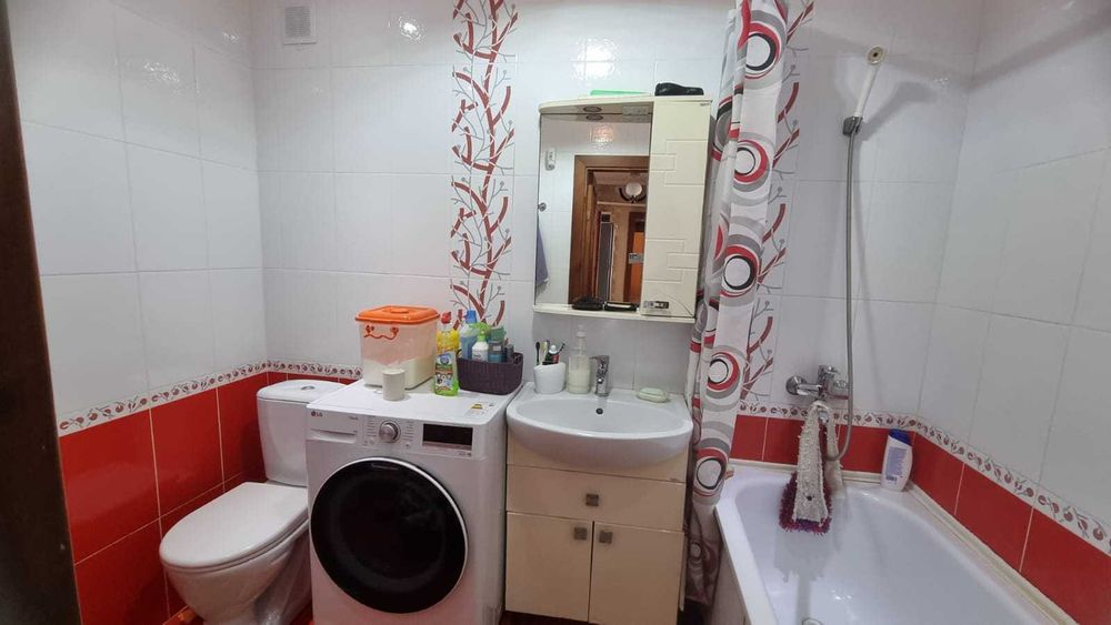 Дом  (Савхоз Шахтинский)