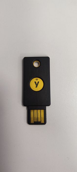 YubiKey 5 NFC ключ