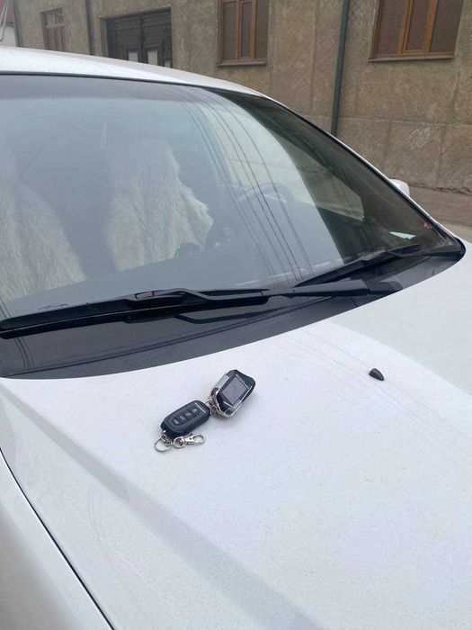 Jentra avtomobil holati yaxshi