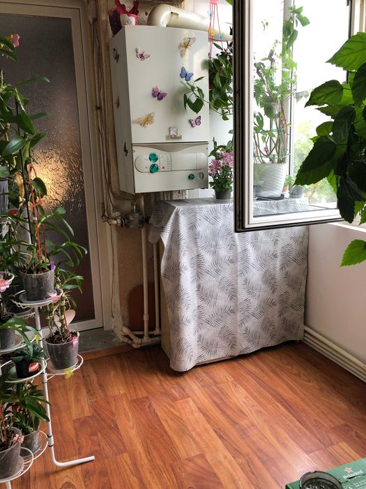 Vând apartament 3 camere decomandate , bilateral, etaj 2/4, zona Brazdă/bld Dacia, bloc 1989, 75.42 mp
