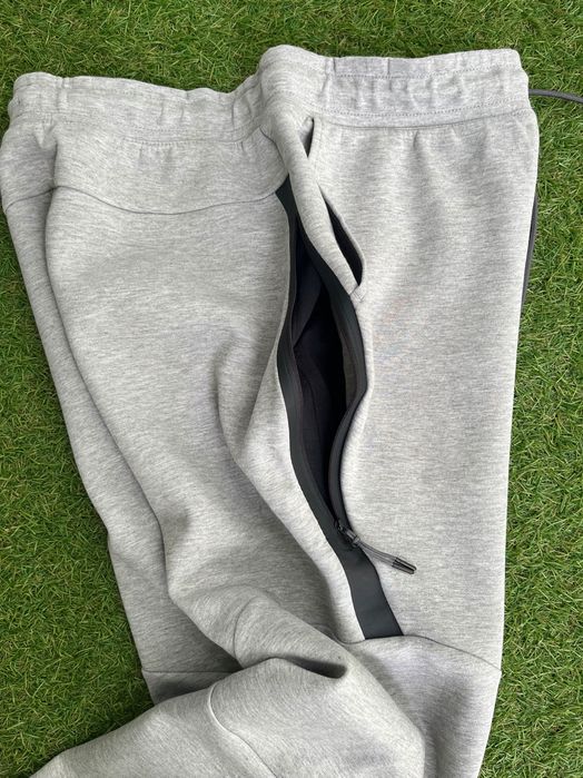 Мъжко долнище : Nike Fleece Tech L