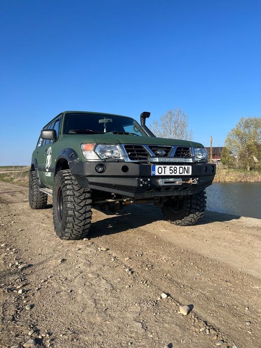 Nissan Patrol  Autoutilitara