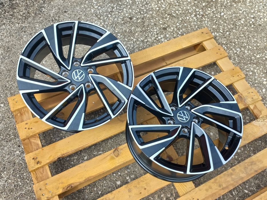 16"Vw5x112 Seat Škoda Audi 7j et40 Black Polish Чисто Нови.
