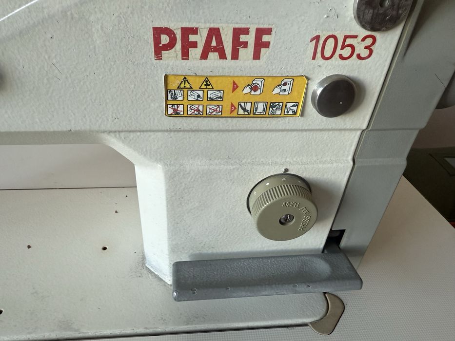 Masina de cusut PFAFF de vînzare