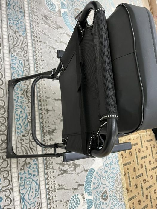 Массажное кресло