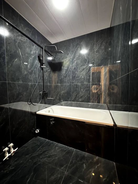 Продается Юнусабад-11кв 1*2/4/4