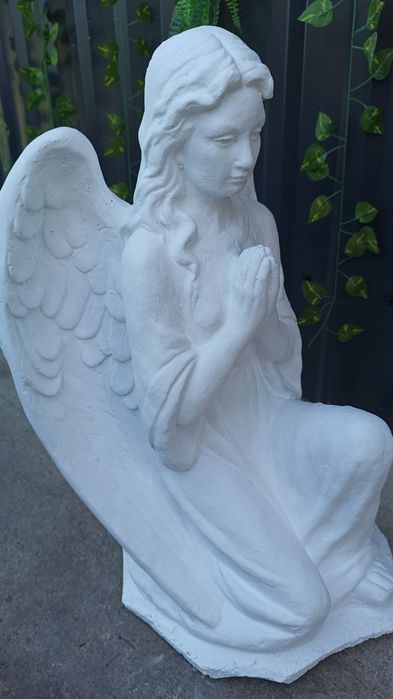 Înger din beton | Statuie înger