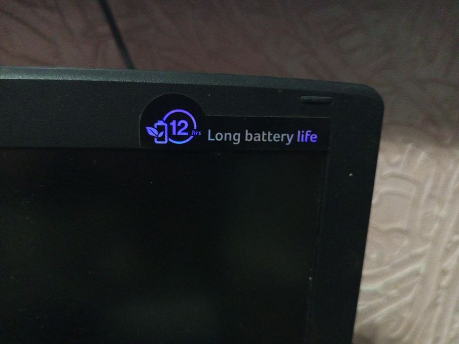 Ноутбук          .