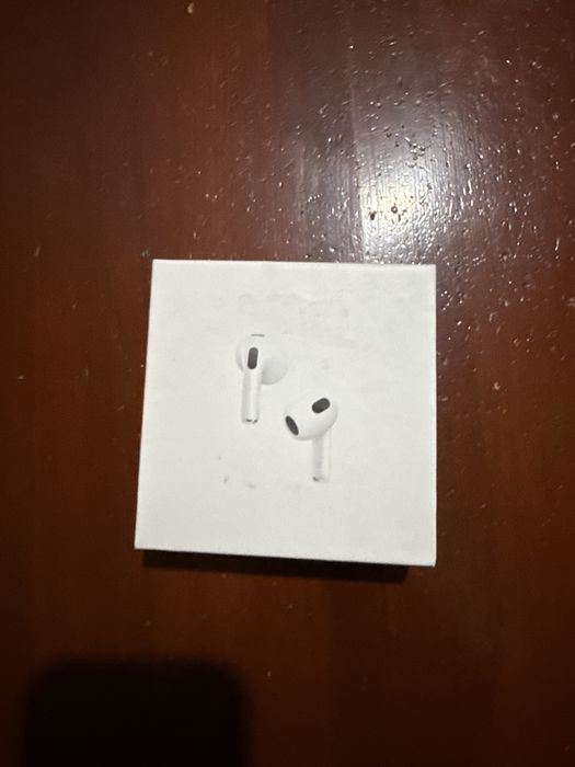 Airpods 3 серия като нови