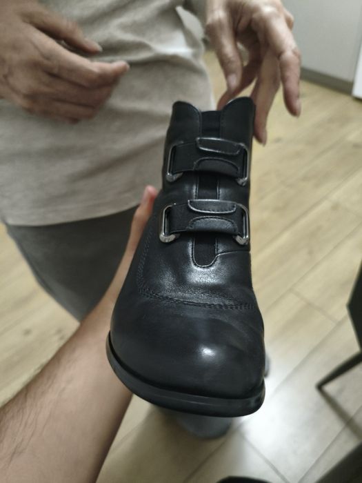 Продам полуботинки