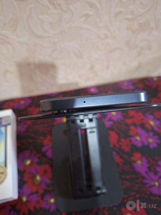 Samsung A16 4G 6/128GB - ideal holatda, to'liq komplekt, ta'mir ko'rma