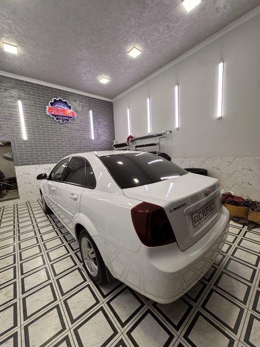 Lasetti 2013-yil Avtomat Metan gaz