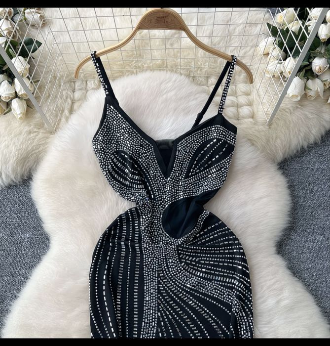 Продаю платье новое